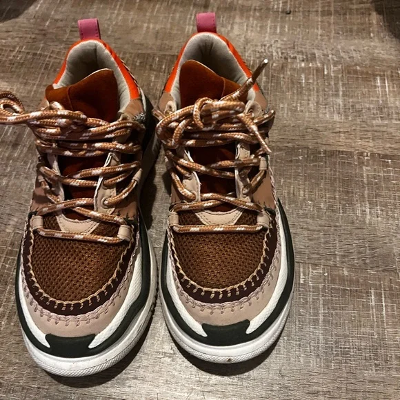 FARM Rio Multicolor Sneakers - Picture 1 of 5